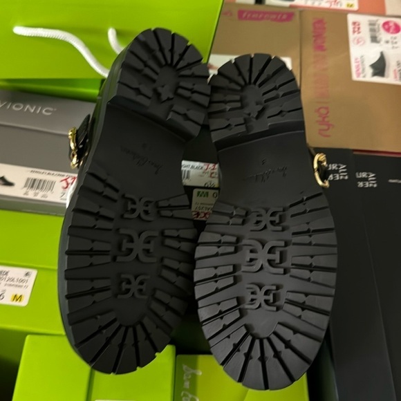 SAM EDELMAN TAELOR KIDS LUG SOLE LOAFER - Picture 4 of 13